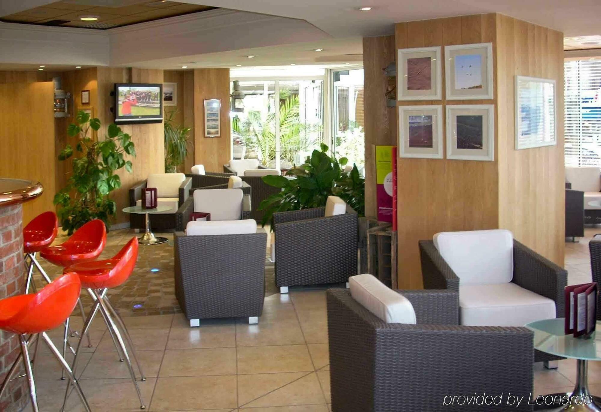 Mercure Abbeville Centre - Porte De La Baie De Somme Esterno foto