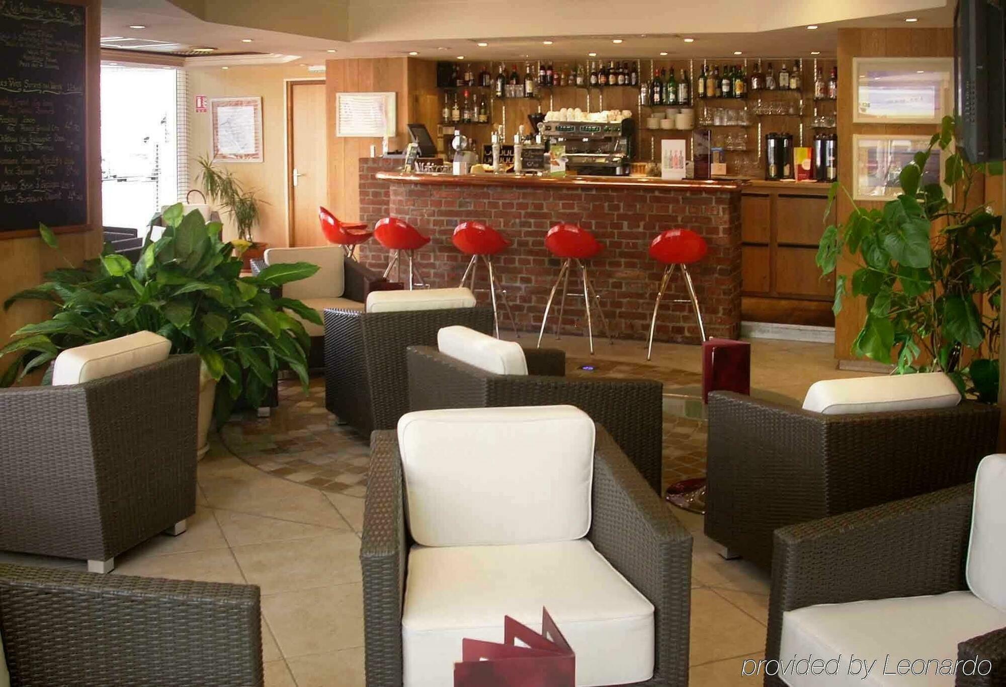 Mercure Abbeville Centre - Porte De La Baie De Somme Esterno foto